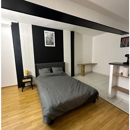 Studio76 Rouen Bagian luar foto